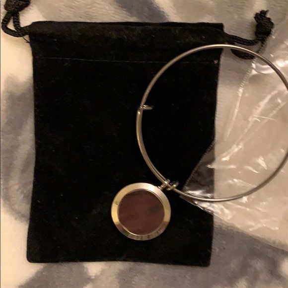 Oil diffusing Bracelet/Bangle - Picture 3 of 4